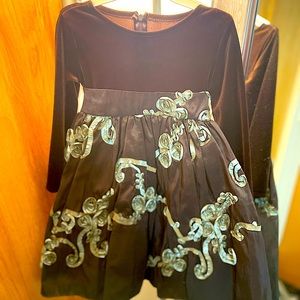 Girls dress (size 4T)